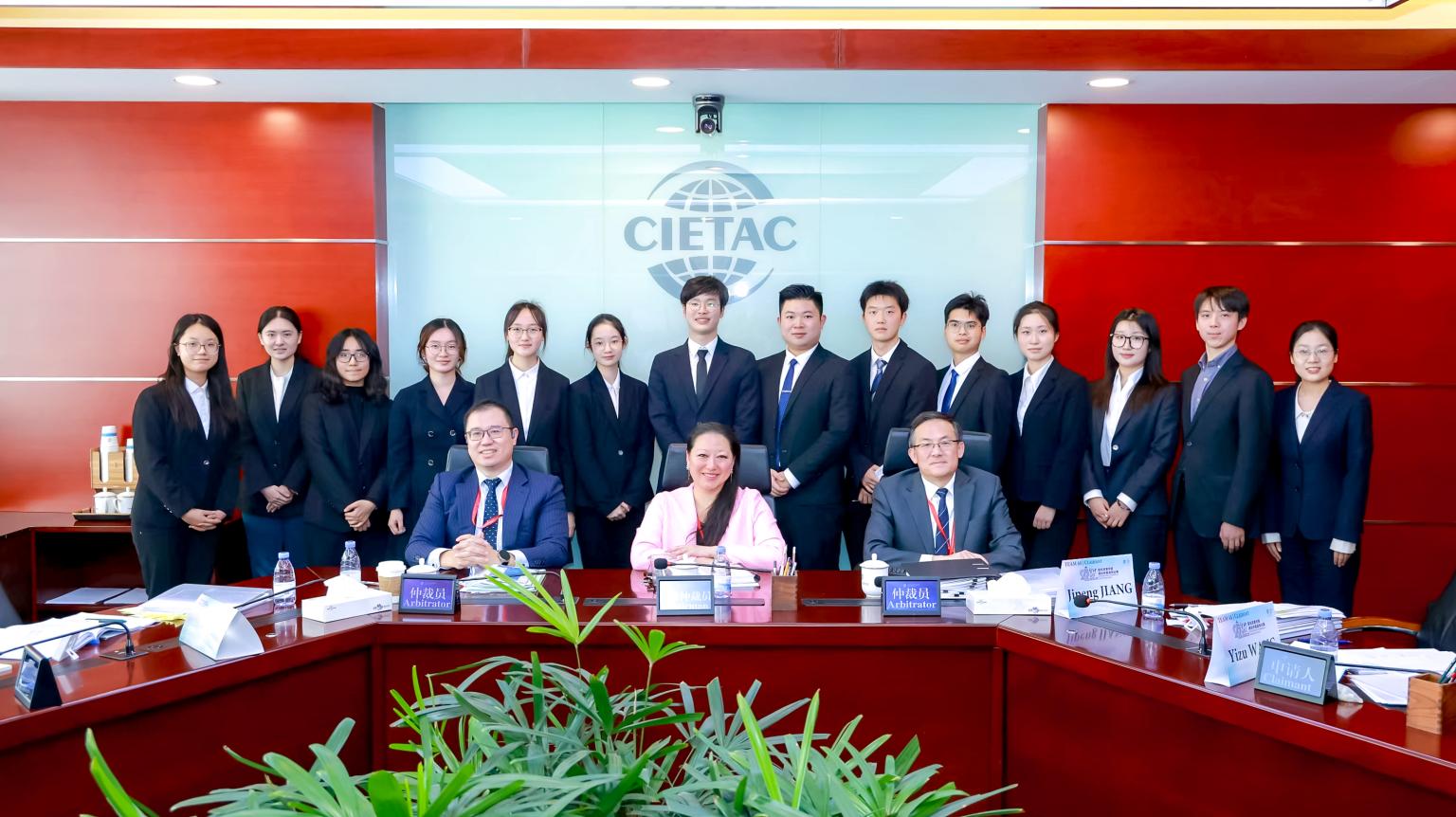 13-2 半决赛 仲裁员合照.jpg