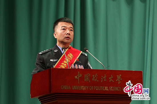 公安英模走进高校 先进事迹催人泪下